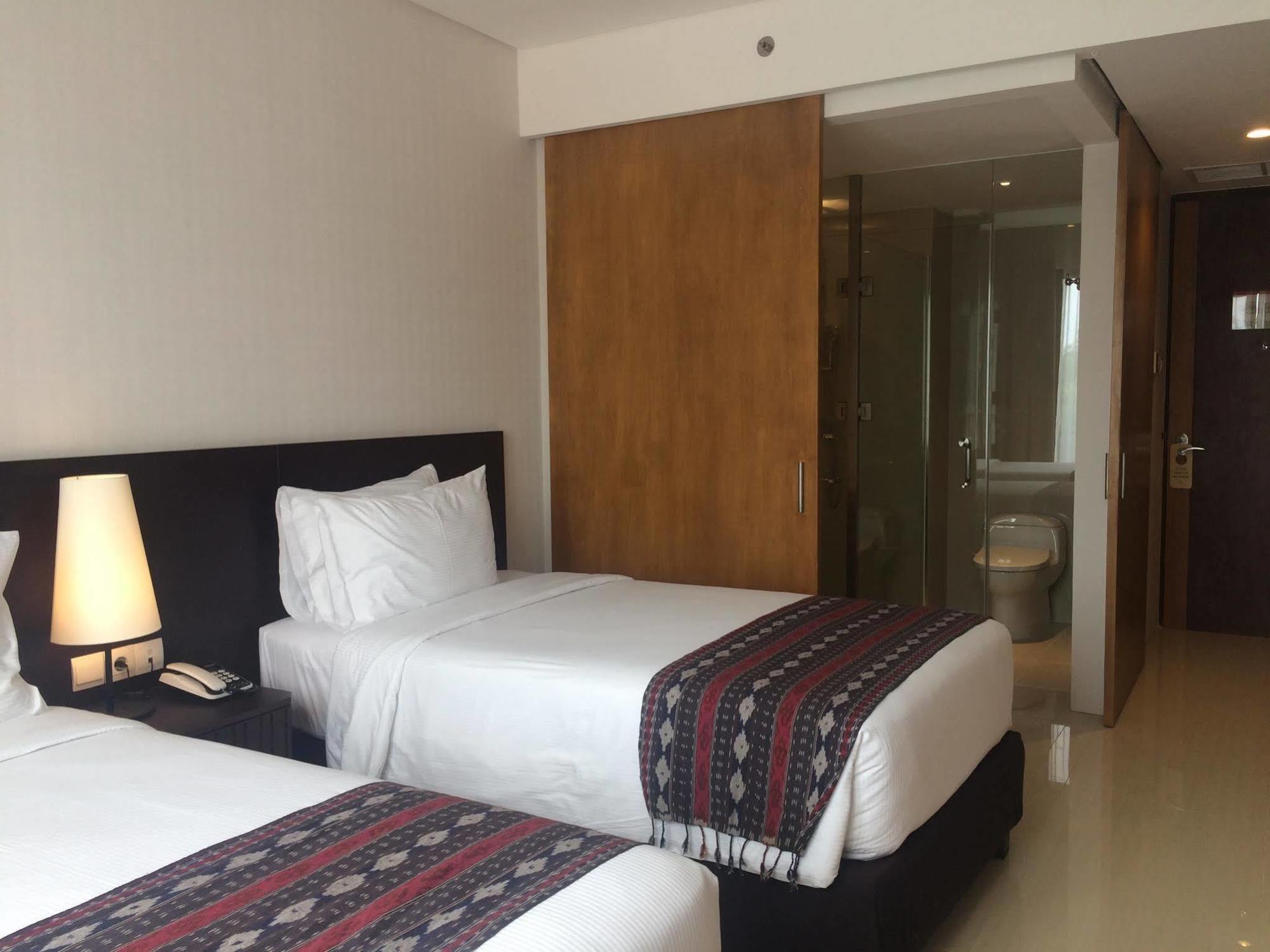 Wimarion Hotel Σεμαράνγκ Εξωτερικό φωτογραφία